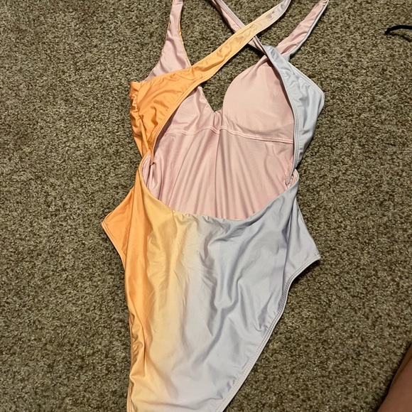 Lulus One Piece - Picture 4 of 5